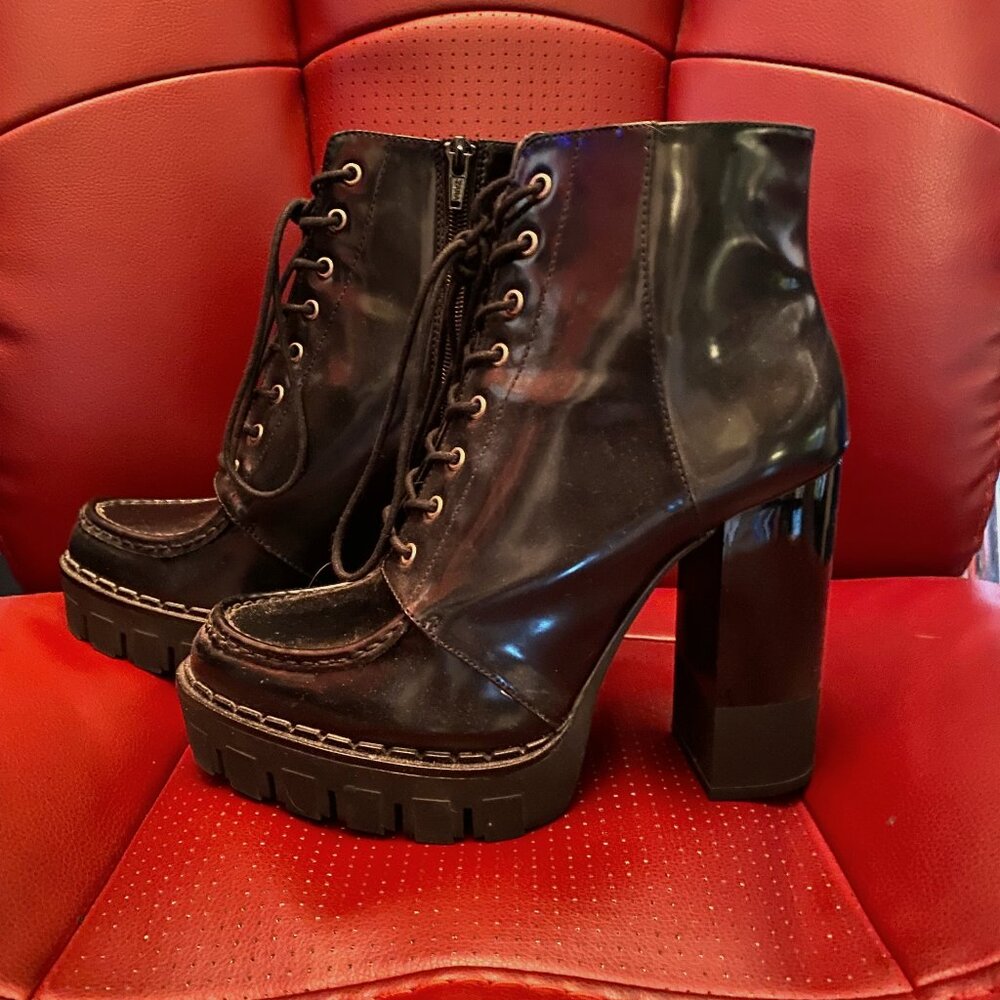 NEW Black Zara Trafaluc 49 Ankle Boots Size 9